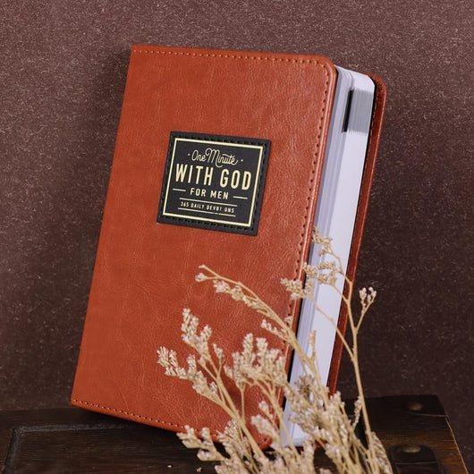 One Minute with God: 365 Daily Prayer Book
